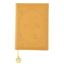 プー＆フレンズ 手帳・スケジュール帳 B6 型押し CALENDAR ＆ ORGANIZER 2027 DSJ2608A