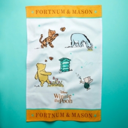 Disney Winnie the Pooh & Friends Tea Towel DSUK2608